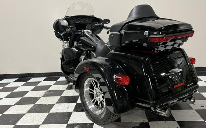 FLHTCUTG 2023 Tri Glide® Ultra