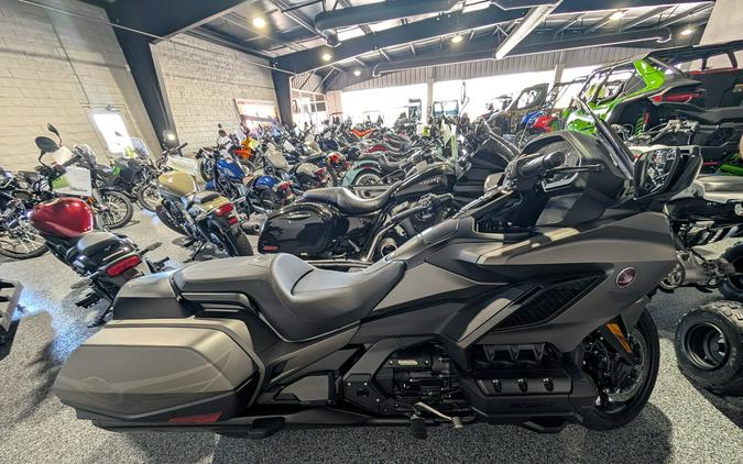 2026 Honda Gold Wing Automatic DCT Matte Silver - 800142