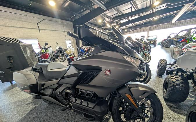2026 Honda Gold Wing Automatic DCT Matte Silver - 800142