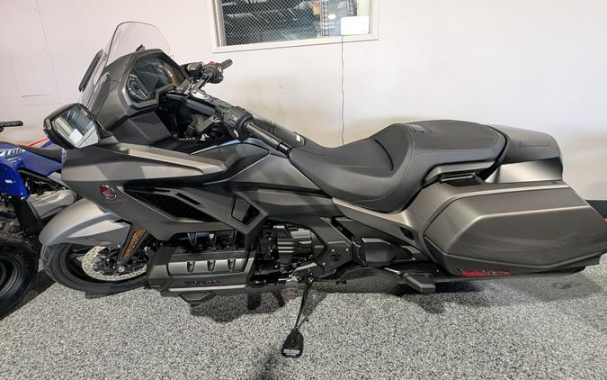 2026 Honda Gold Wing Automatic DCT Matte Silver - 800142