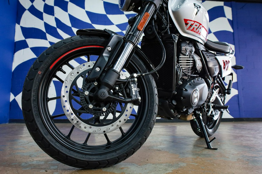 2027 Street Tracker 400 - Triumph