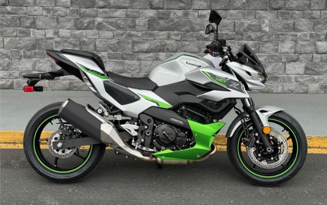 2024 Kawasaki Z7 Hybrid ABS