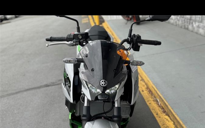 2024 Kawasaki Z7 Hybrid ABS