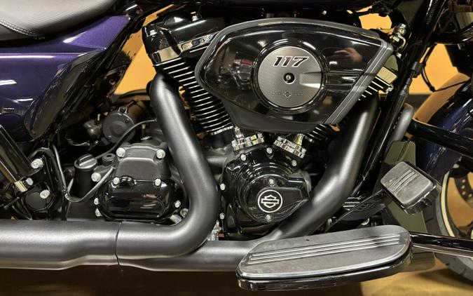 FLTRX 2025 Road Glide™