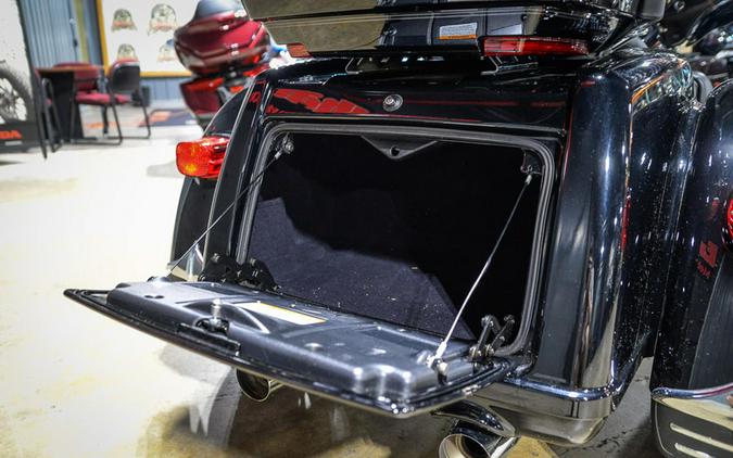 2019 Harley-Davidson Tri Glide® Ultra