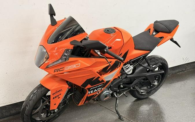 2023 KTM RC 390