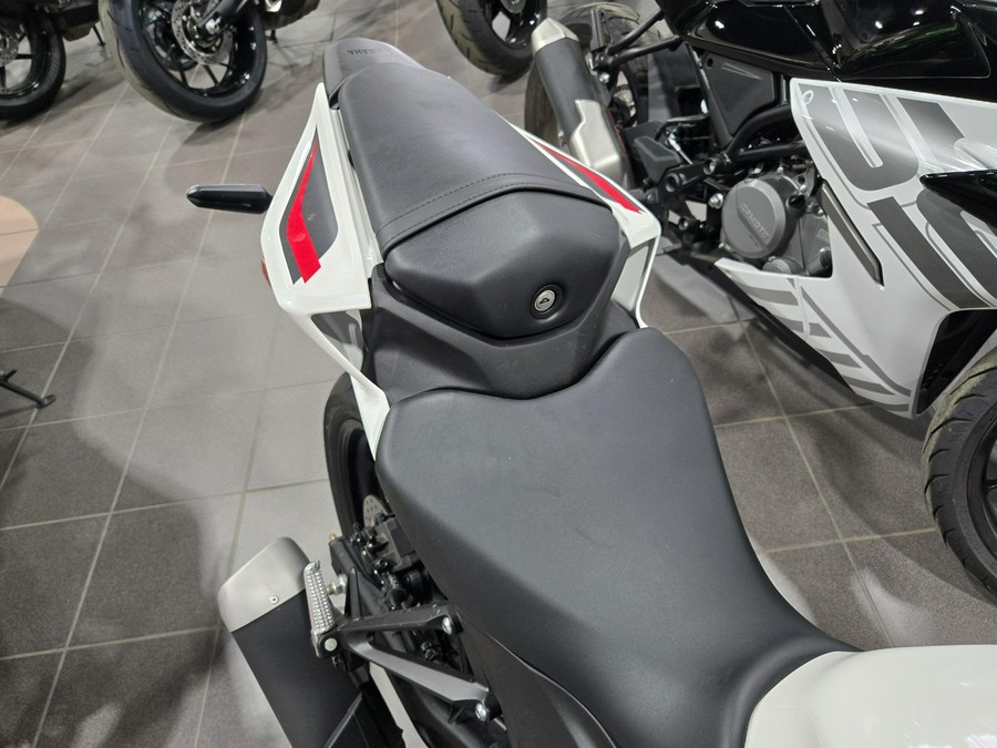 2026 YAMAHA YZF-R3 ABS 70TH ANNIVERSARY EDITION