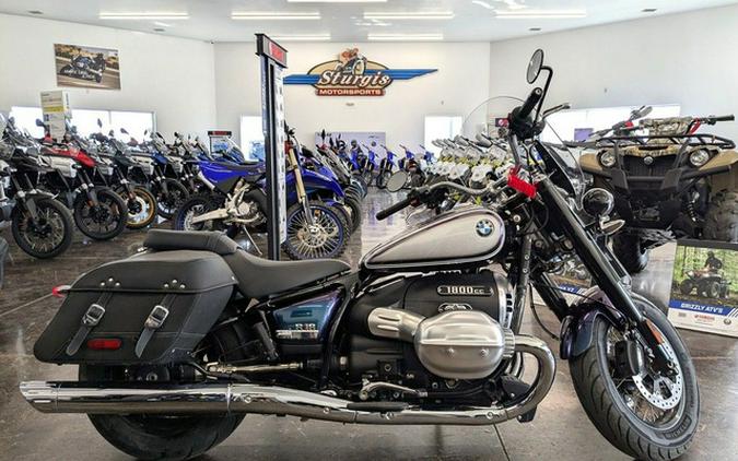 2022 BMW R 18 Classic Black Storm Metallic