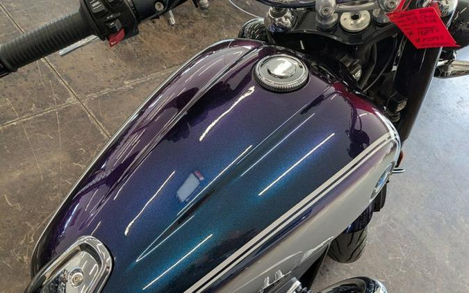 2022 BMW R 18 Classic Black Storm Metallic