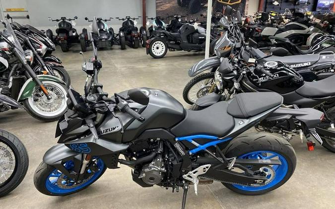 2024 Suzuki GSX-8S