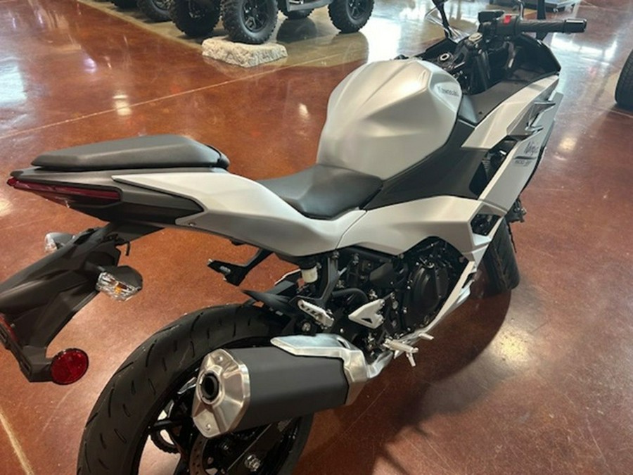 2024 Kawasaki Ninja 500 ABS