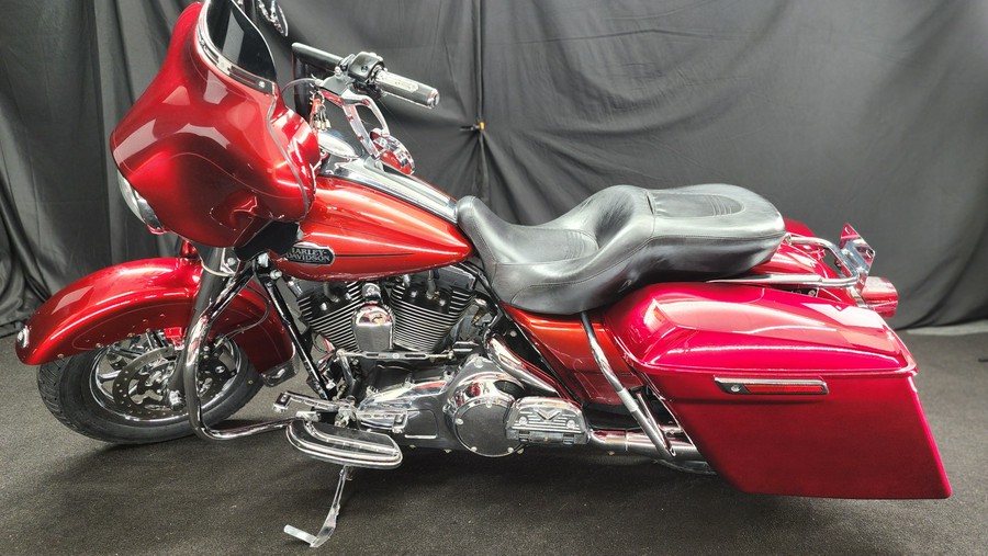 2008 Harley-Davidson® FLHTCU
