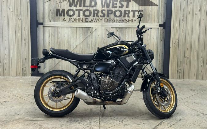 2025 Yamaha XSR700