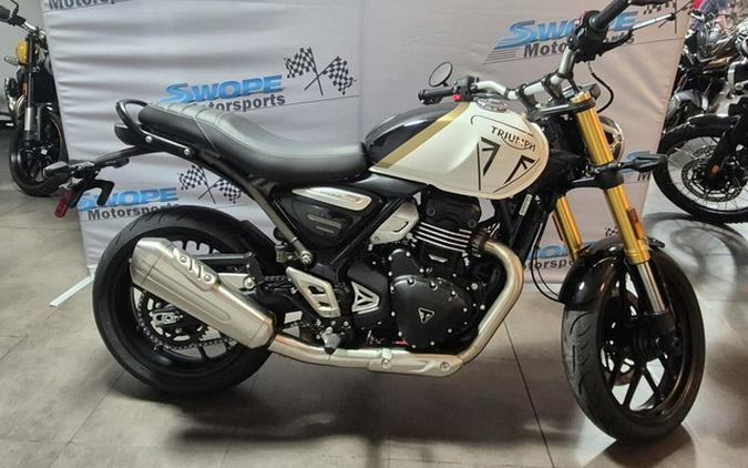2026 Triumph Speed 400 Pearl Metallic White/Phantom Black Base