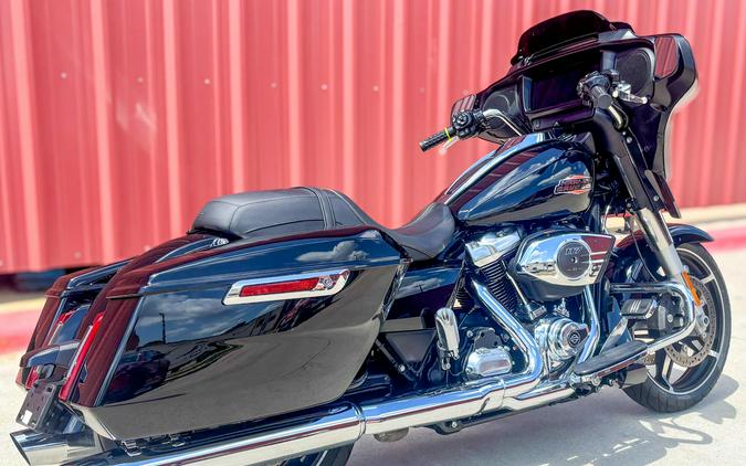 2024 Harley-Davidson® Street Glide® FLHX VIVID BLACK