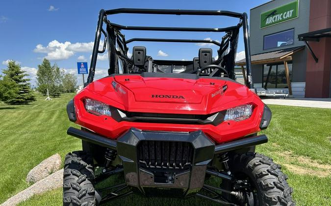 2023 Honda® Pioneer 1000-6 Deluxe Crew