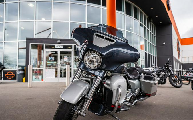 2019 CVO Street Glide FLHXSE