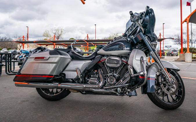 2019 CVO Street Glide FLHXSE