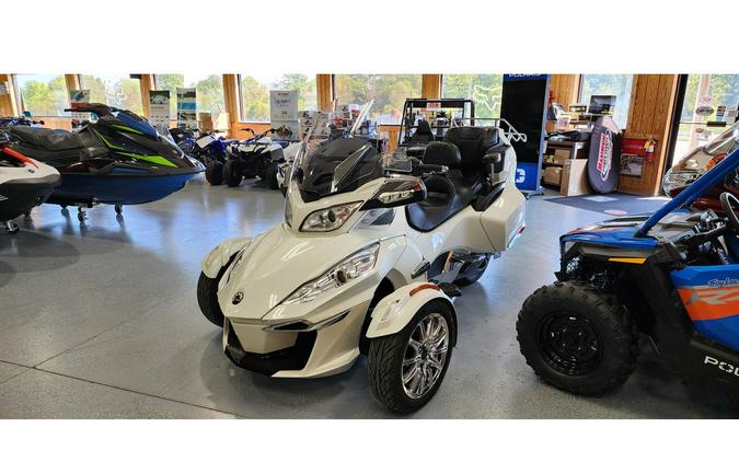 2016 Can-Am SPYDER RT Limited White/Chrome