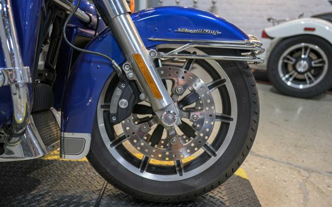 2017 Harley-Davidson Road King Grand American Touring FLHR