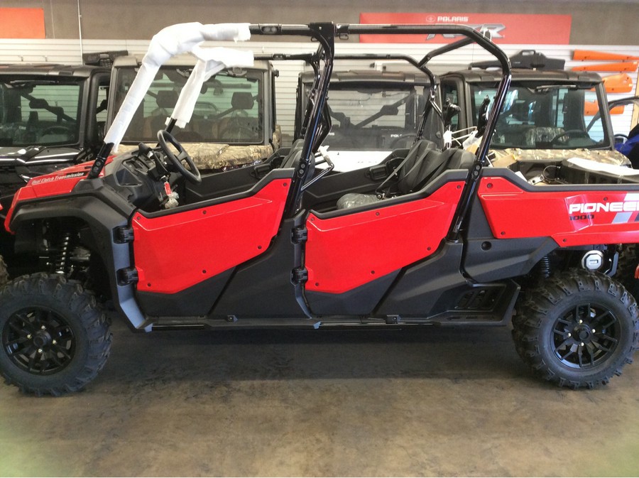 2023 Honda Pioneer 1000-6 Deluxe Crew