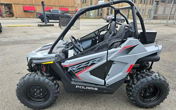 2024 Polaris RZR 200 EFI