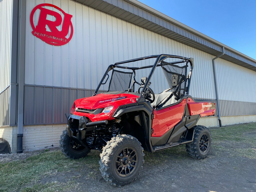 2024 Honda Pioneer 1000 Deluxe