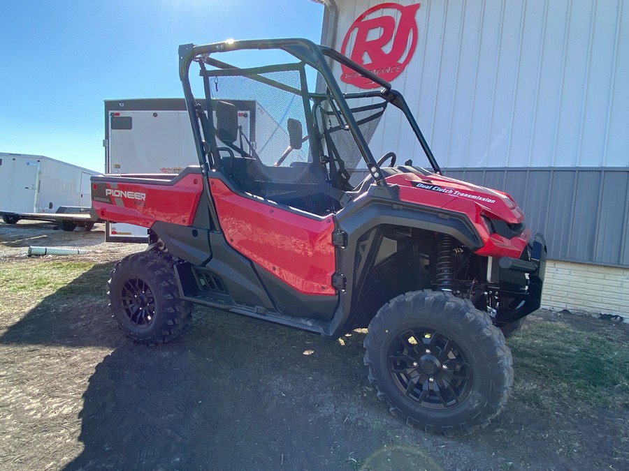 2024 Honda Pioneer 1000 Deluxe