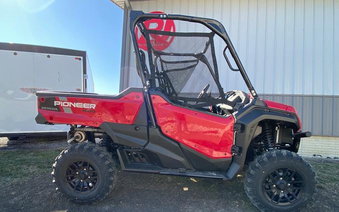 2024 Honda Pioneer 1000 Deluxe