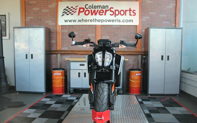 2024 KTM Duke 790