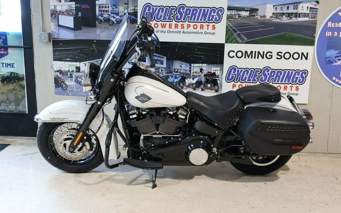 2025 Harley-Davidson Softail Heritage Classic