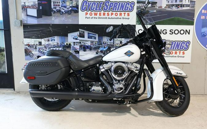 2025 Harley-Davidson Softail Heritage Classic