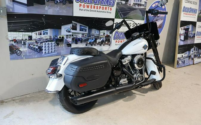 2025 Harley-Davidson Softail Heritage Classic