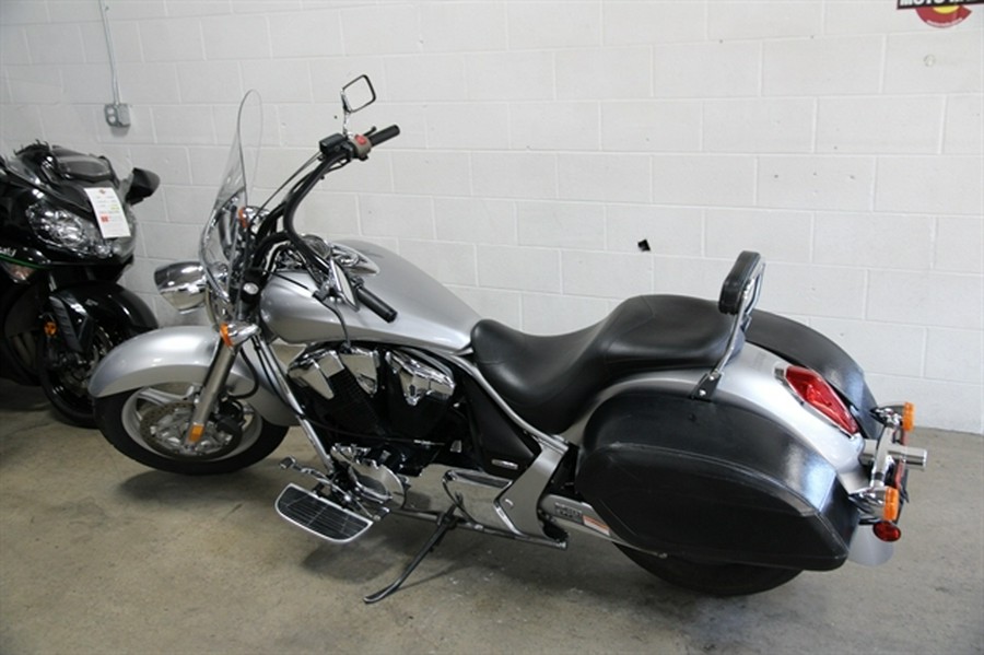 2013 HONDA INTERSTATE VT1300