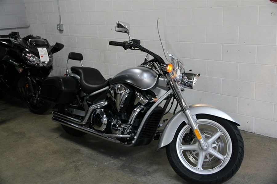 2013 HONDA INTERSTATE VT1300