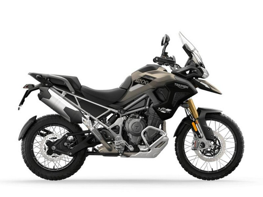 2025 Triumph Tiger 1200 Rally Pro Matt Sandstorm