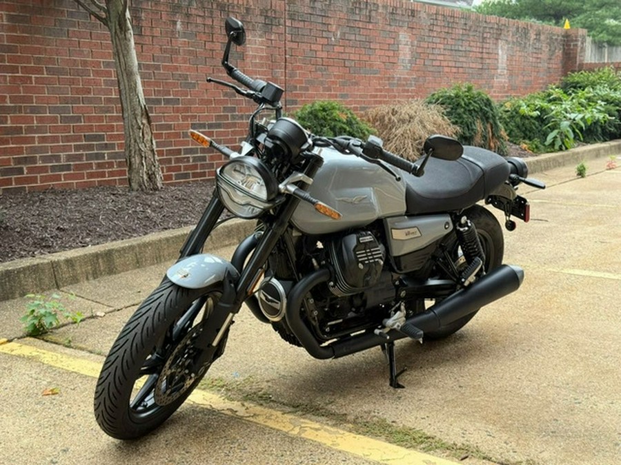 2026 Moto Guzzi V7 Sport