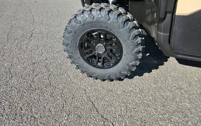 2026 Can-Am Defender MAX Limited HD11
