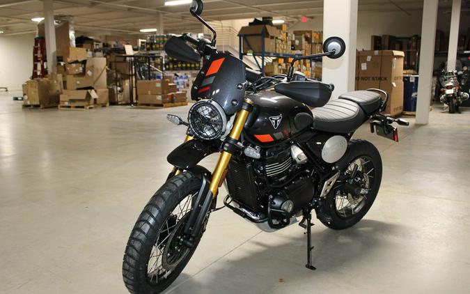 2026 Triumph Scrambler 400 XC Storm Grey