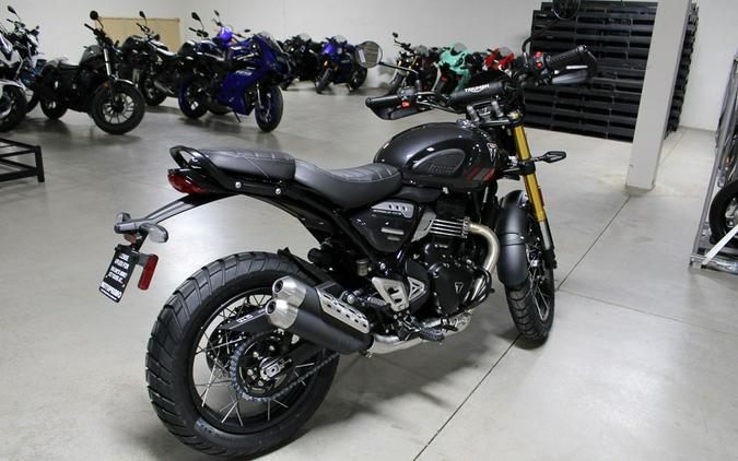 2026 Triumph Scrambler 400 XC Storm Grey