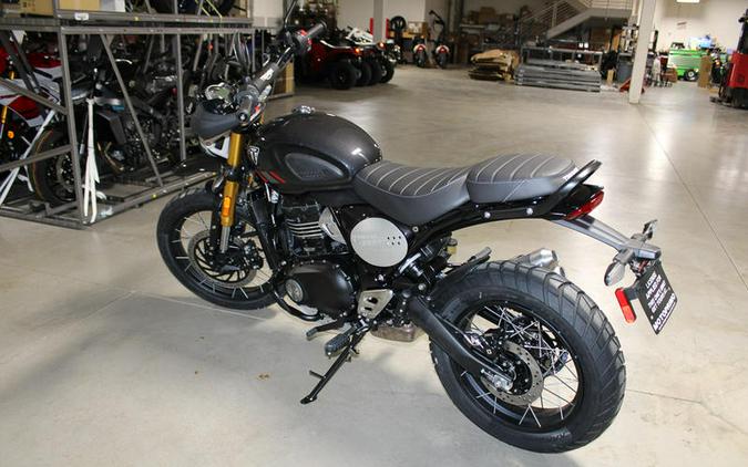 2026 Triumph Scrambler 400 XC Storm Grey