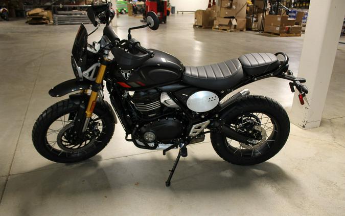 2026 Triumph Scrambler 400 XC Storm Grey