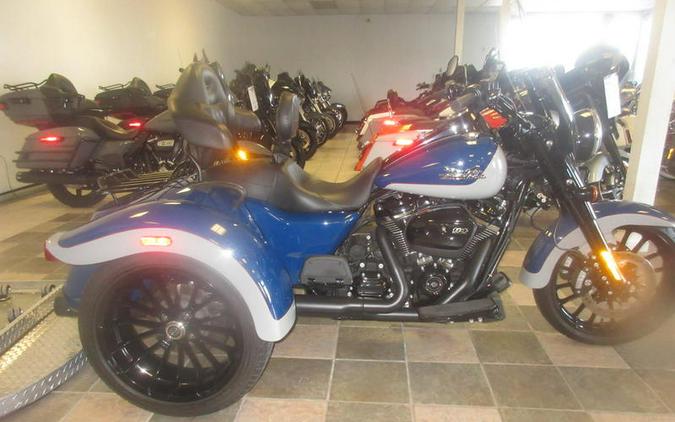 2023 Harley-Davidson® FLRT - Freewheeler®
