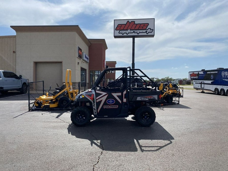 2019 Polaris® Ranger XP® 900 EPS Premium Silver Pearl