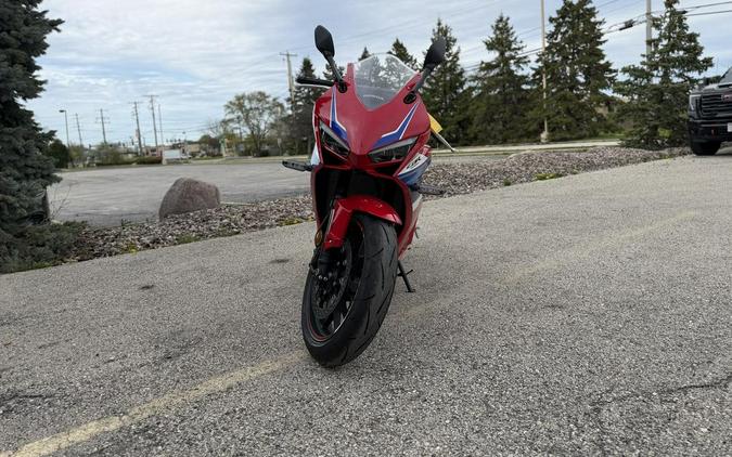 2026 Honda CBR650R E-Clutch