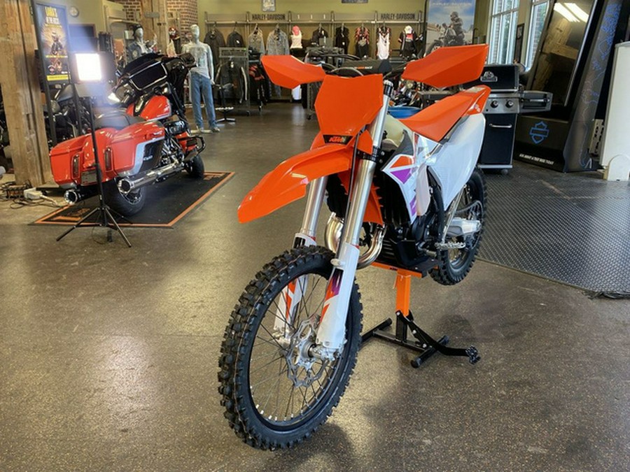 2024 KTM XC 125