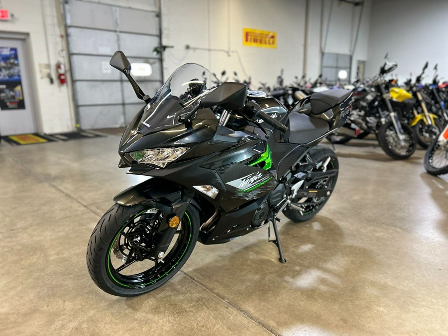 2023 Kawasaki Ninja 400