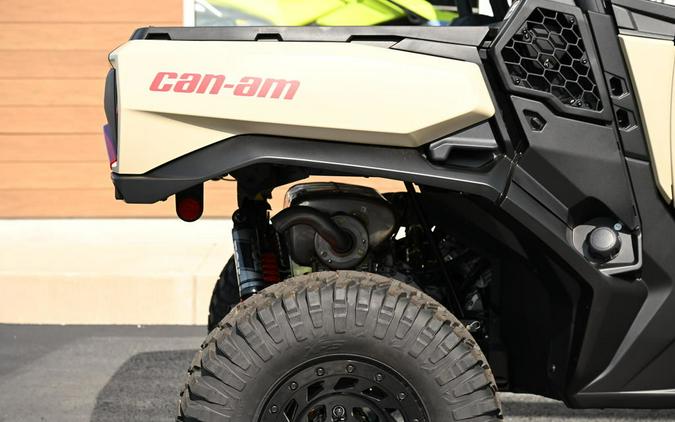 2024 Can-Am® Commander MAX XT-P