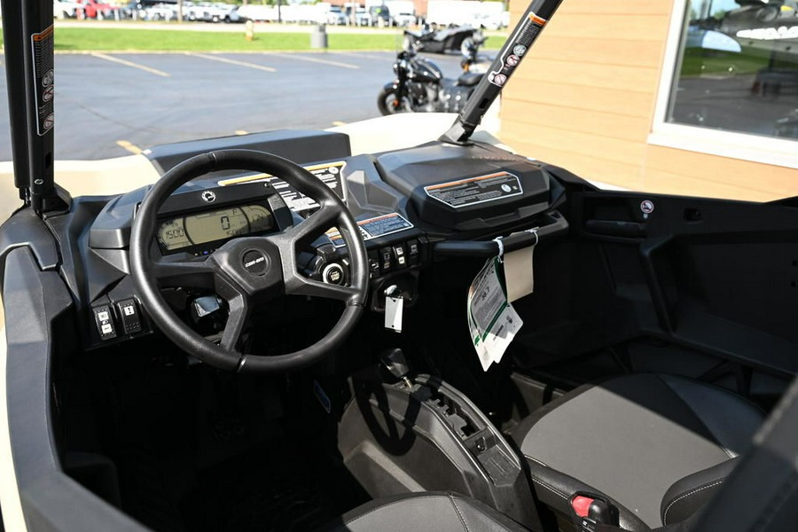 2024 Can-Am® Commander MAX XT-P