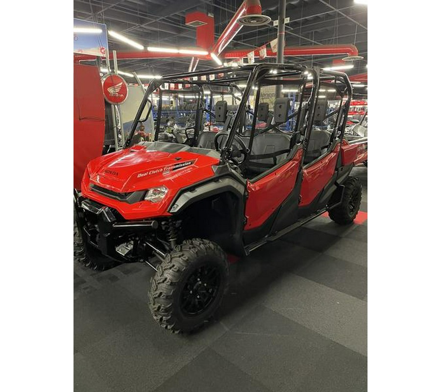 2023 Honda® Pioneer 1000-6 Deluxe Crew